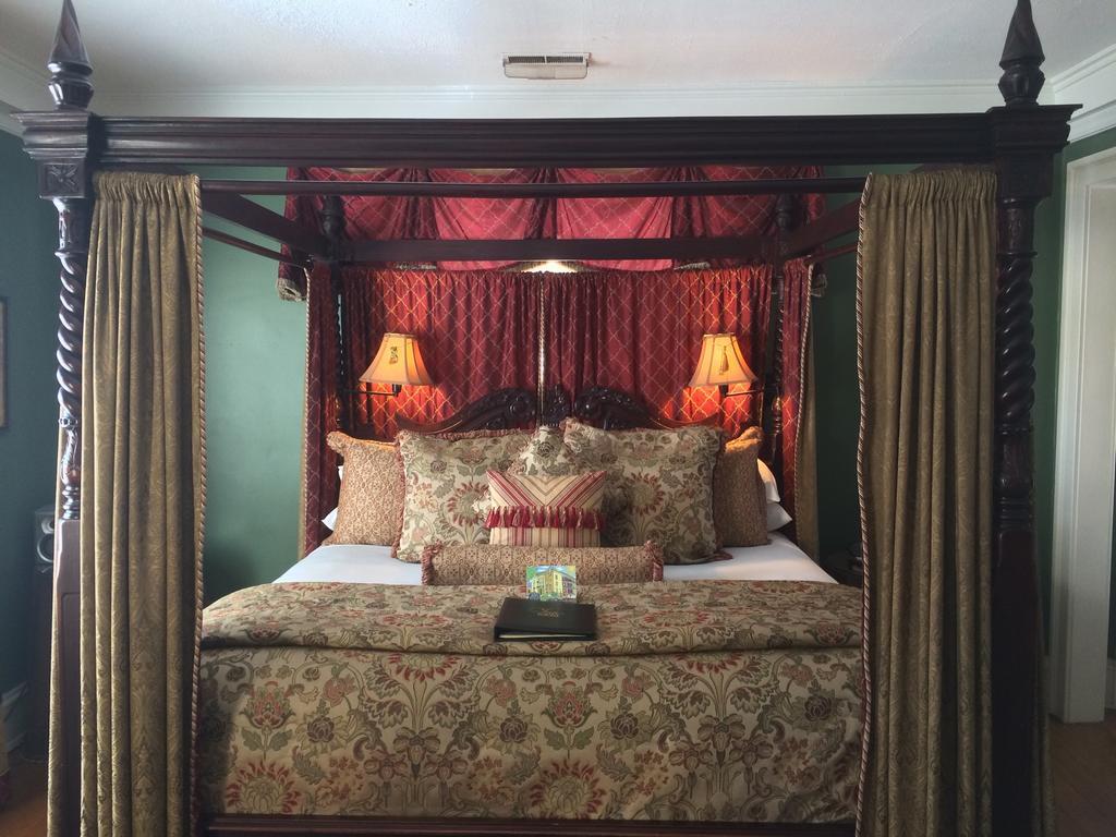 Inn At 835 Boutique Hotel Спрингфилд Номер фото